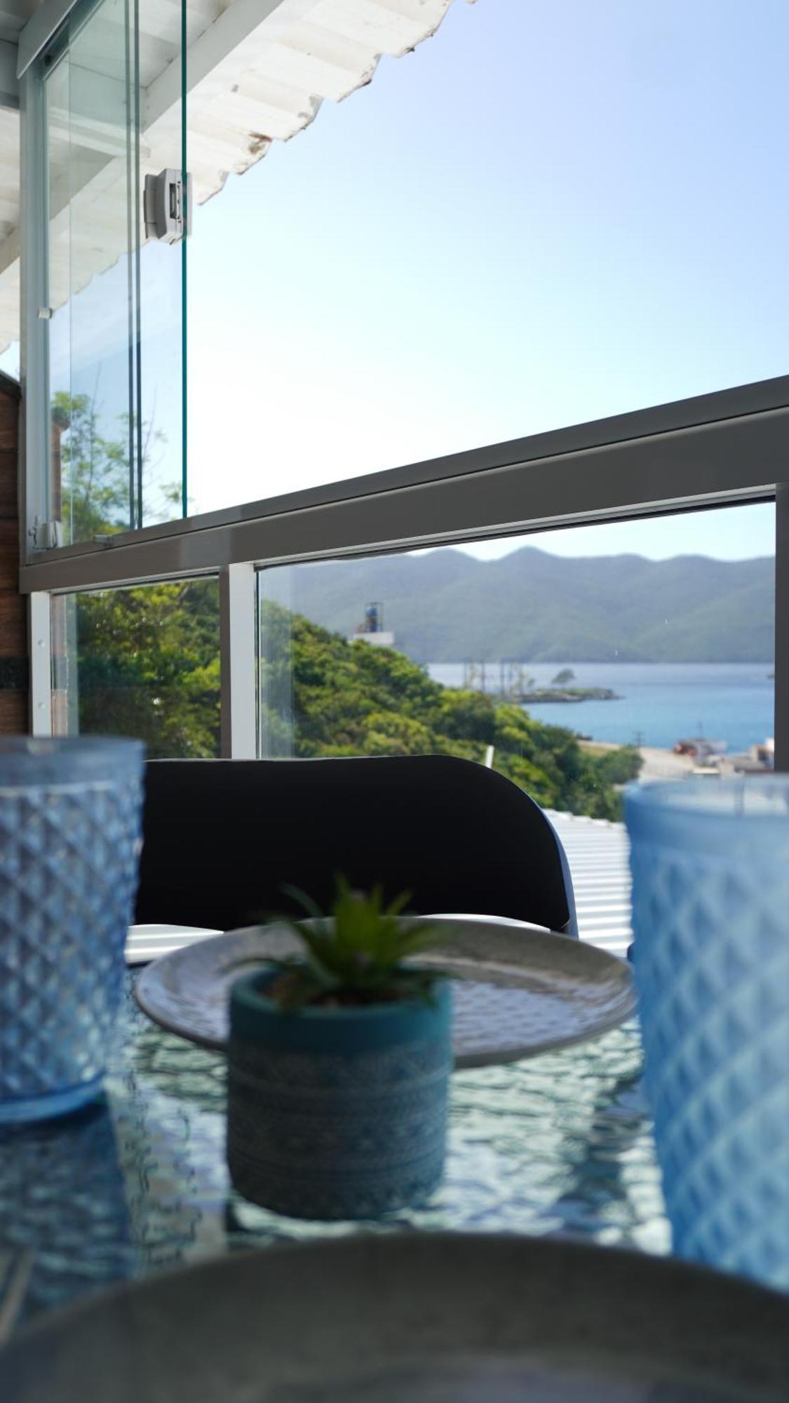 Suit's Bella Vista